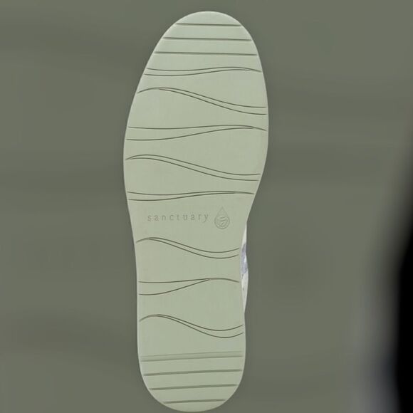 SANCTUARY Daytripper Camo Print Lace-Up Sneakers - Picture 14 of 14